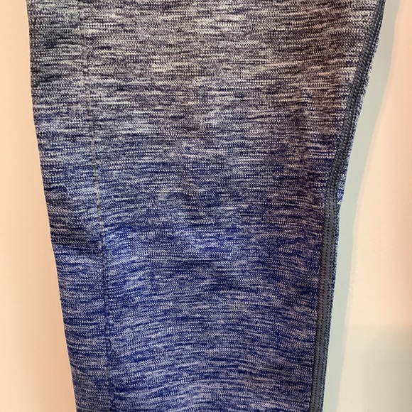 Contoured in all the right places! - Picture 2 of 3